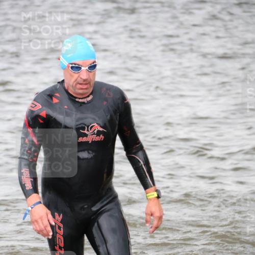 23.06.2024 - Viking Triathlon H.Heesch http://msf.ph/oto/6344633 23.06.2024 10:40:15 Schwimmen 136, 146, 214, 230, 355, 445, 648 meine-sportfotos.de