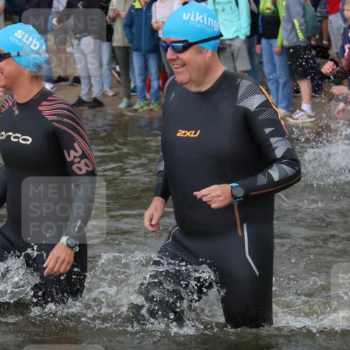 23.06.2024 - Viking Triathlon H.Heesch http://msf.ph/oto/6344638 23.06.2024 10:06:33 Schwimmen 18, 70, 113, 147, 176, 207, 247, 252, 290, 307, 373, 378, 444, 476, 515, 633, 634, 644 meine-sportfotos.de