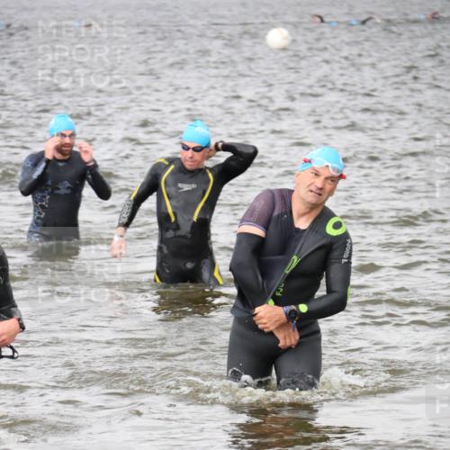 23.06.2024 - Viking Triathlon H.Heesch http://msf.ph/oto/6344641 23.06.2024 10:40:19 Schwimmen 136, 146, 355, 445, 484, 648 meine-sportfotos.de