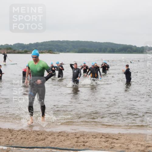 23.06.2024 - Viking Triathlon MichiJ http://msf.ph/oto/6344643 23.06.2024 10:36:07 Schwimmen 11, 280, 300, 312, 327, 361, 517 meine-sportfotos.de