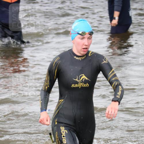 23.06.2024 - Viking Triathlon H.Heesch http://msf.ph/oto/6344671 23.06.2024 10:40:36 Schwimmen 102, 205, 440, 531, 543 meine-sportfotos.de