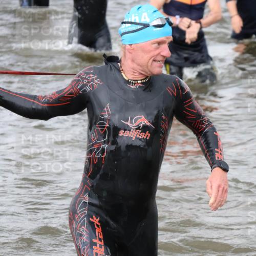 23.06.2024 - Viking Triathlon H.Heesch http://msf.ph/oto/6344674 23.06.2024 10:40:39 Schwimmen 205, 297, 314, 440, 531, 543 meine-sportfotos.de