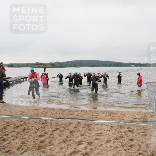 23.06.2024 - Viking Triathlon MichiJ http://msf.ph/oto/6344687 23.06.2024 10:36:15 Schwimmen 34, 48, 186, 197, 254, 280, 291, 300, 327, 361, 372 meine-sportfotos.de