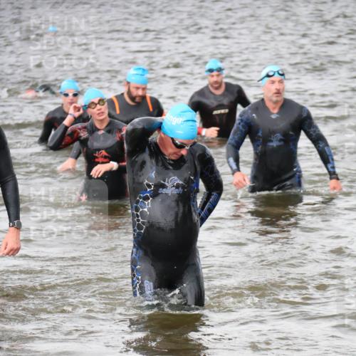 23.06.2024 - Viking Triathlon H.Heesch http://msf.ph/oto/6344691 23.06.2024 10:40:50 Schwimmen 28, 297, 314, 420, 461, 525 meine-sportfotos.de