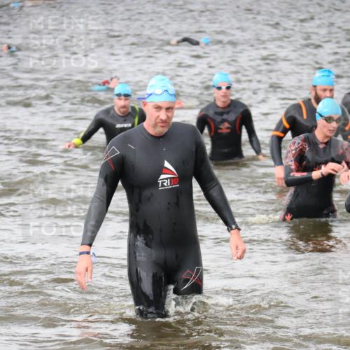 23.06.2024 - Viking Triathlon H.Heesch http://msf.ph/oto/6344697 23.06.2024 10:40:52 Schwimmen 28, 297, 314, 420, 461, 525 meine-sportfotos.de
