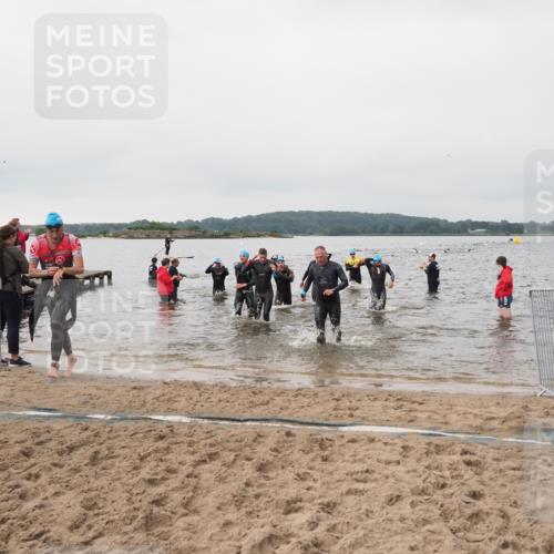 23.06.2024 - Viking Triathlon MichiJ http://msf.ph/oto/6344699 23.06.2024 10:36:16 Schwimmen 34, 48, 186, 197, 254, 280, 291, 300, 327, 361, 372 meine-sportfotos.de
