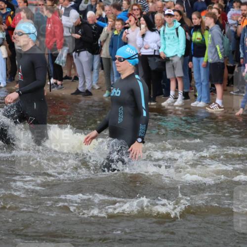 23.06.2024 - Viking Triathlon H.Heesch http://msf.ph/oto/6344711 23.06.2024 10:06:43 Schwimmen 45, 49, 147, 170, 207, 222, 244, 252, 356, 418, 448, 476, 519, 536, 633, 634, 635 meine-sportfotos.de