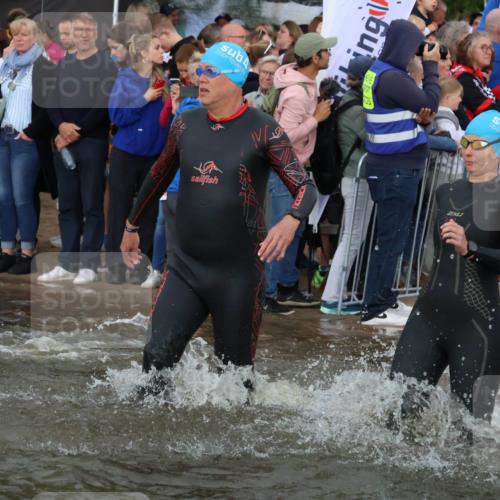 23.06.2024 - Viking Triathlon H.Heesch http://msf.ph/oto/6344714 23.06.2024 10:06:44 Schwimmen 45, 49, 147, 170, 207, 222, 243, 244, 252, 356, 418, 448, 476, 519, 536, 633, 634, 635 meine-sportfotos.de