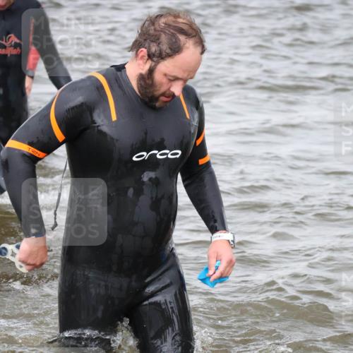 23.06.2024 - Viking Triathlon H.Heesch http://msf.ph/oto/6344733 23.06.2024 10:41:09 Schwimmen 90, 135, 138, 167, 288, 344, 367, 449, 450, 512, 634 meine-sportfotos.de