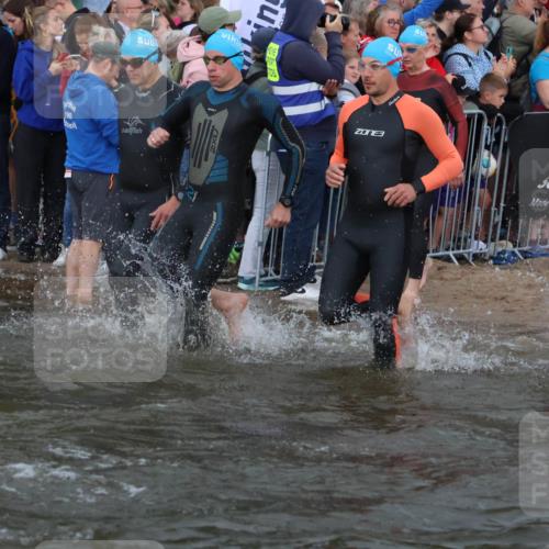 23.06.2024 - Viking Triathlon H.Heesch http://msf.ph/oto/6344738 23.06.2024 10:06:48 Schwimmen 45, 49, 109, 156, 165, 170, 222, 243, 244, 281, 356, 391, 418, 439, 448, 519, 536, 635 meine-sportfotos.de