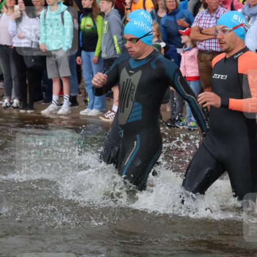 23.06.2024 - Viking Triathlon H.Heesch http://msf.ph/oto/6344745 23.06.2024 10:06:49 Schwimmen 45, 49, 109, 156, 165, 170, 222, 243, 244, 281, 356, 391, 418, 439, 448, 519, 536, 635 meine-sportfotos.de