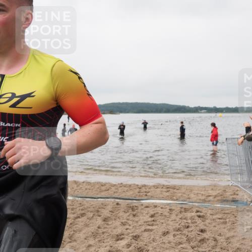 23.06.2024 - Viking Triathlon MichiJ http://msf.ph/oto/6344778 23.06.2024 10:36:25 Schwimmen 34, 48, 197, 254, 291, 326, 653 meine-sportfotos.de
