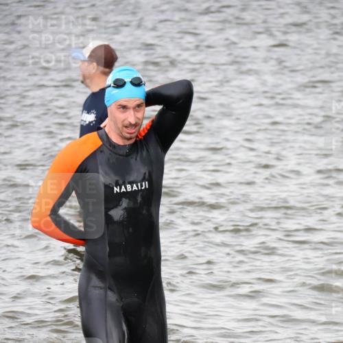 23.06.2024 - Viking Triathlon H.Heesch http://msf.ph/oto/6344783 23.06.2024 10:41:25 Schwimmen 174, 419, 610 meine-sportfotos.de