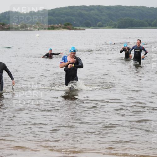 23.06.2024 - Viking Triathlon MichiJ http://msf.ph/oto/6344784 23.06.2024 10:36:28 Schwimmen 326, 653 meine-sportfotos.de