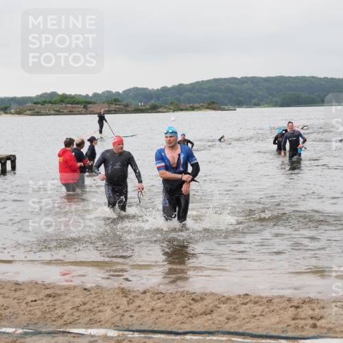 23.06.2024 - Viking Triathlon MichiJ http://msf.ph/oto/6344800 23.06.2024 10:36:31 Schwimmen 326, 653 meine-sportfotos.de