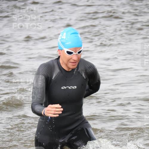 23.06.2024 - Viking Triathlon H.Heesch http://msf.ph/oto/6344815 23.06.2024 10:41:46 Schwimmen 15, 161, 251, 287 meine-sportfotos.de