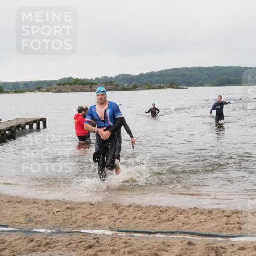 23.06.2024 - Viking Triathlon MichiJ http://msf.ph/oto/6344817 23.06.2024 10:36:32 Schwimmen 326, 653 meine-sportfotos.de
