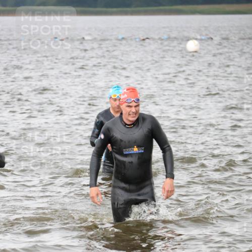 23.06.2024 - Viking Triathlon H.Heesch http://msf.ph/oto/6344836 23.06.2024 10:41:52 Schwimmen 171, 251, 287 meine-sportfotos.de