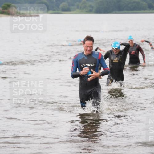 23.06.2024 - Viking Triathlon MichiJ http://msf.ph/oto/6344837 23.06.2024 10:36:38 Schwimmen 275, 653 meine-sportfotos.de