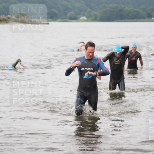 23.06.2024 - Viking Triathlon MichiJ http://msf.ph/oto/6344842 23.06.2024 10:36:38 Schwimmen 275, 653 meine-sportfotos.de