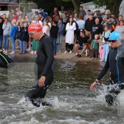 23.06.2024 - Viking Triathlon H.Heesch http://msf.ph/oto/6344876 23.06.2024 10:07:11 Schwimmen 121, 169, 241, 285, 325, 346, 376, 380, 441, 513, 631, 647 meine-sportfotos.de