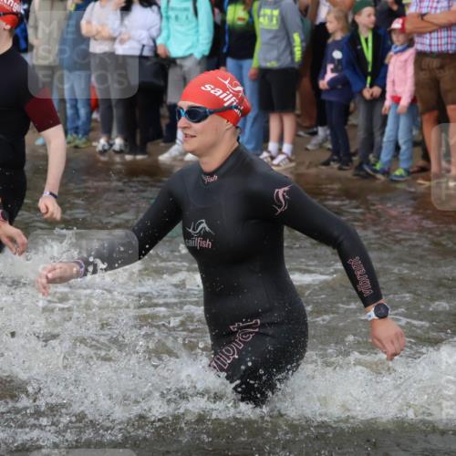 23.06.2024 - Viking Triathlon H.Heesch http://msf.ph/oto/6344878 23.06.2024 10:07:20 Schwimmen 85, 92, 179, 213, 272, 285, 315, 357, 380, 399, 406, 540, 612, 630 meine-sportfotos.de