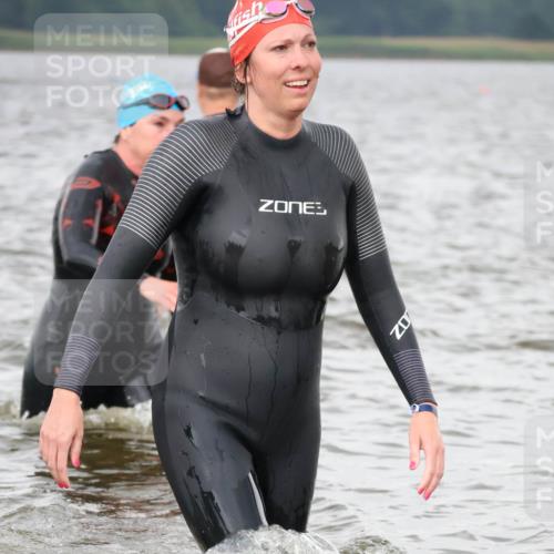 23.06.2024 - Viking Triathlon H.Heesch http://msf.ph/oto/6344900 23.06.2024 10:42:33 Schwimmen 115, 352, 424, 639 meine-sportfotos.de