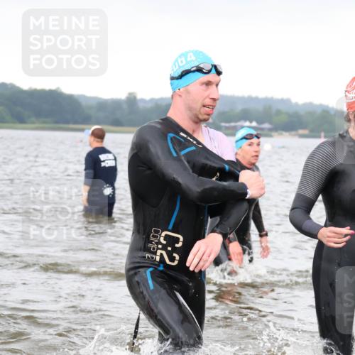 23.06.2024 - Viking Triathlon H.Heesch http://msf.ph/oto/6344903 23.06.2024 10:42:36 Schwimmen 115, 390, 424, 639 meine-sportfotos.de