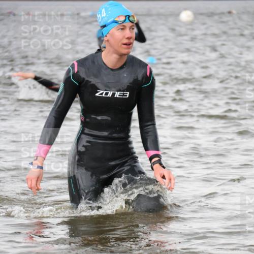 23.06.2024 - Viking Triathlon H.Heesch http://msf.ph/oto/6344908 23.06.2024 10:42:38 Schwimmen 115, 390, 424, 639 meine-sportfotos.de