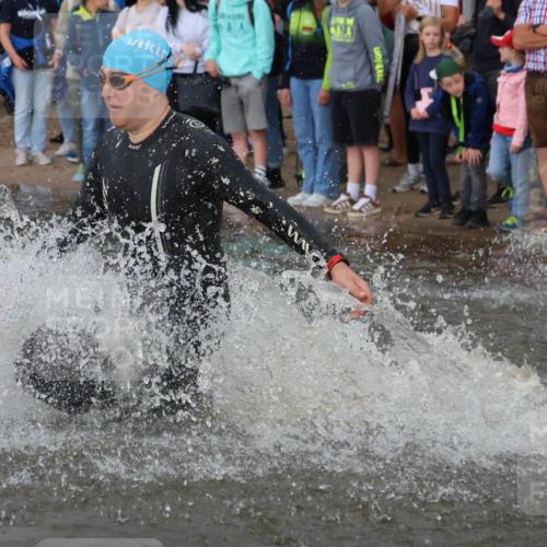 23.06.2024 - Viking Triathlon H.Heesch http://msf.ph/oto/6344927 23.06.2024 10:07:31 Schwimmen 56, 57, 159, 227, 248, 333, 411, 609, 629, 637 meine-sportfotos.de
