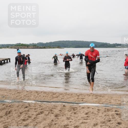 23.06.2024 - Viking Triathlon MichiJ http://msf.ph/oto/6344930 23.06.2024 10:36:52 Schwimmen 137, 225, 317, 328, 491 meine-sportfotos.de
