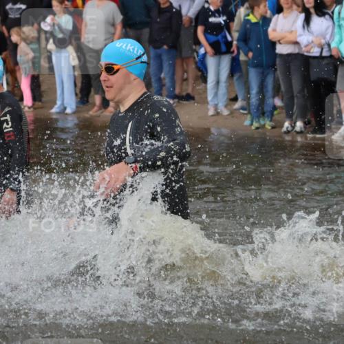 23.06.2024 - Viking Triathlon H.Heesch http://msf.ph/oto/6344931 23.06.2024 10:07:31 Schwimmen 56, 57, 159, 227, 248, 333, 411, 609, 629, 637 meine-sportfotos.de