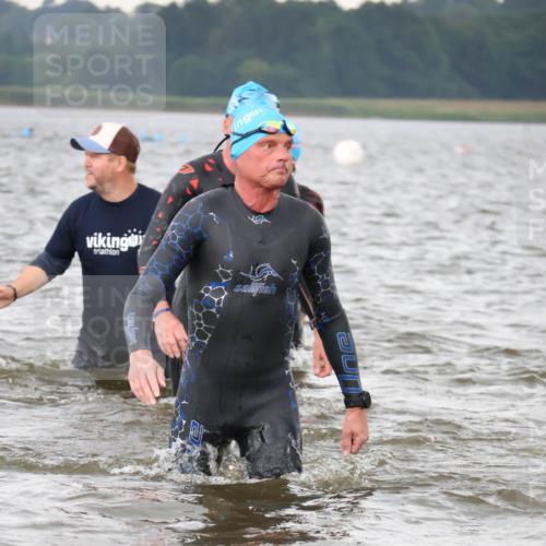 23.06.2024 - Viking Triathlon H.Heesch http://msf.ph/oto/6344936 23.06.2024 10:43:01 Schwimmen 67, 152, 163, 172, 196, 222, 338, 471, 489 meine-sportfotos.de