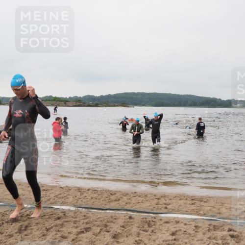 23.06.2024 - Viking Triathlon MichiJ http://msf.ph/oto/6344950 23.06.2024 10:36:57 Schwimmen 137, 225, 317 meine-sportfotos.de
