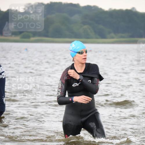 23.06.2024 - Viking Triathlon H.Heesch http://msf.ph/oto/6344951 23.06.2024 10:43:07 Schwimmen 67, 78, 109, 163, 187, 196, 244, 277, 338, 466, 500 meine-sportfotos.de