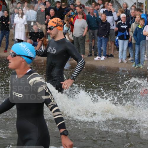 23.06.2024 - Viking Triathlon H.Heesch http://msf.ph/oto/6344964 23.06.2024 10:07:37 Schwimmen 47, 52, 56, 81, 154, 201, 227, 333, 339, 397, 504, 609, 625, 637 meine-sportfotos.de