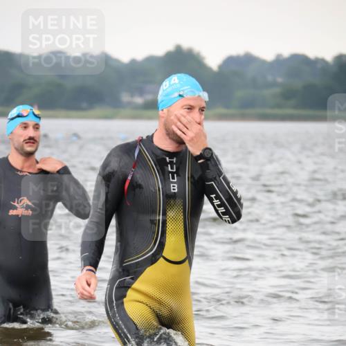23.06.2024 - Viking Triathlon H.Heesch http://msf.ph/oto/6344983 23.06.2024 10:43:20 Schwimmen 187, 239, 268, 323, 392, 508 meine-sportfotos.de