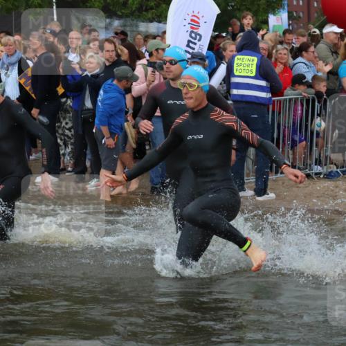 23.06.2024 - Viking Triathlon H.Heesch http://msf.ph/oto/6344996 23.06.2024 10:07:42 Schwimmen 47, 52, 81, 154, 201, 274, 339, 379, 397, 504, 625 meine-sportfotos.de