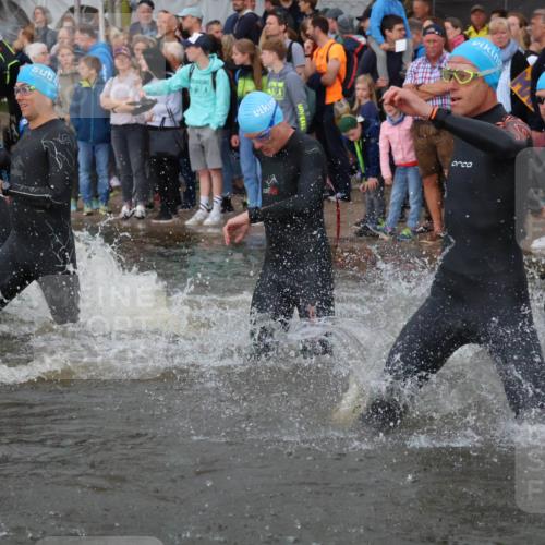 23.06.2024 - Viking Triathlon H.Heesch http://msf.ph/oto/6344998 23.06.2024 10:07:43 Schwimmen 47, 52, 81, 154, 201, 274, 339, 379, 397, 504, 625 meine-sportfotos.de