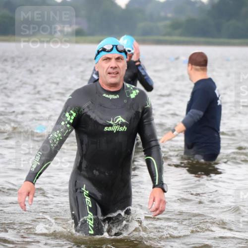 23.06.2024 - Viking Triathlon H.Heesch http://msf.ph/oto/6345002 23.06.2024 10:43:30 Schwimmen 65, 239, 347, 496, 537, 633 meine-sportfotos.de