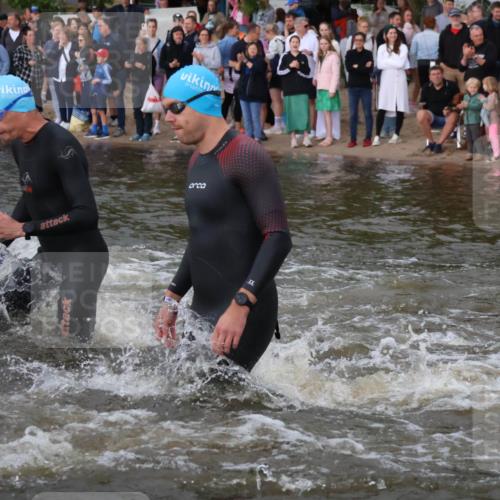 23.06.2024 - Viking Triathlon H.Heesch http://msf.ph/oto/6345014 23.06.2024 10:07:46 Schwimmen 47, 154, 274, 339, 379, 527 meine-sportfotos.de
