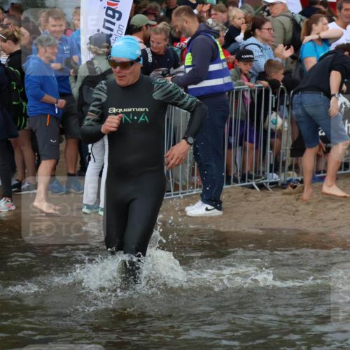 23.06.2024 - Viking Triathlon H.Heesch http://msf.ph/oto/6345028 23.06.2024 10:07:49 Schwimmen 47, 154, 274, 339, 379, 527 meine-sportfotos.de