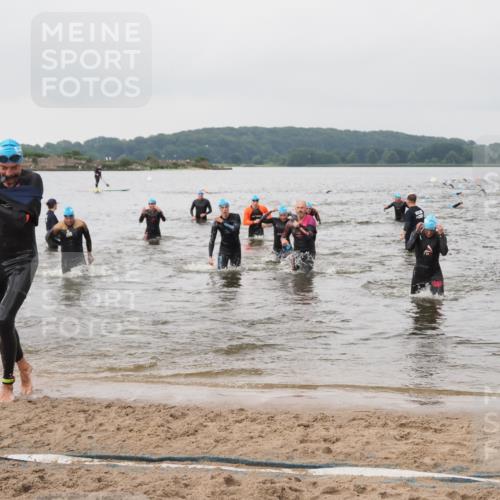 23.06.2024 - Viking Triathlon MichiJ http://msf.ph/oto/6345036 23.06.2024 10:37:13 Schwimmen 43, 61, 62, 110, 168, 256, 283, 298 meine-sportfotos.de