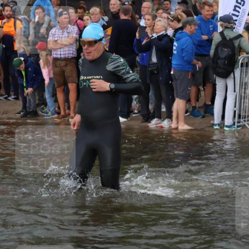 23.06.2024 - Viking Triathlon H.Heesch http://msf.ph/oto/6345037 23.06.2024 10:07:51 Schwimmen 527 meine-sportfotos.de