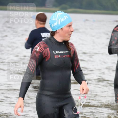 23.06.2024 - Viking Triathlon H.Heesch http://msf.ph/oto/6345044 23.06.2024 10:43:48 Schwimmen 17, 166, 286, 381, 431 meine-sportfotos.de
