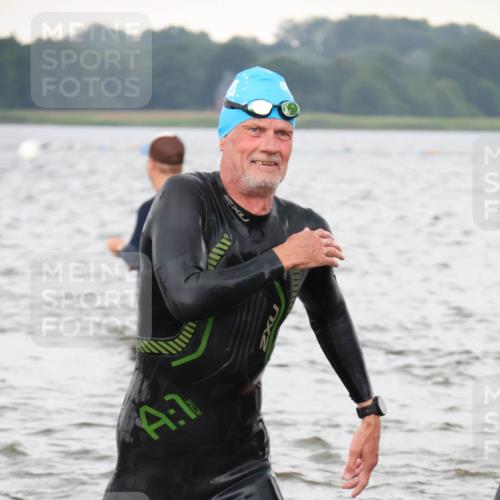 23.06.2024 - Viking Triathlon H.Heesch http://msf.ph/oto/6345052 23.06.2024 10:43:50 Schwimmen 17, 52, 166, 286, 431 meine-sportfotos.de
