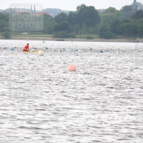 23.06.2024 - Viking Triathlon H.Heesch http://msf.ph/oto/6345063 23.06.2024 10:11:30 Schwimmen  meine-sportfotos.de