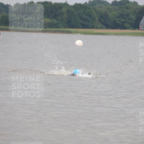 23.06.2024 - Viking Triathlon H.Heesch http://msf.ph/oto/6345072 23.06.2024 10:24:41 Schwimmen  meine-sportfotos.de