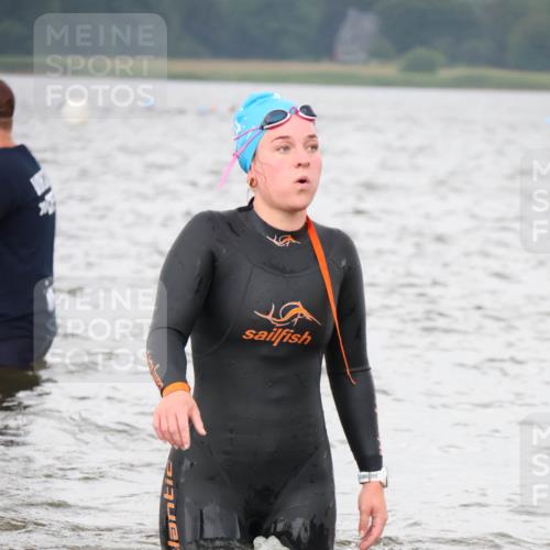 23.06.2024 - Viking Triathlon H.Heesch http://msf.ph/oto/6345078 23.06.2024 10:44:06 Schwimmen 148, 165, 270, 618 meine-sportfotos.de