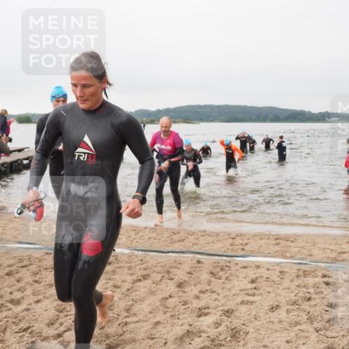 23.06.2024 - Viking Triathlon MichiJ http://msf.ph/oto/6345088 23.06.2024 10:37:19 Schwimmen 43, 61, 110, 168, 256, 298, 416 meine-sportfotos.de